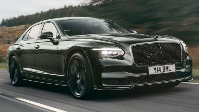 Ανανεωμένη Bentley Flying Spur: Τι άλλαξε μετά από 64 χρόνια!